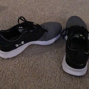 Under Armour Running Sneakers